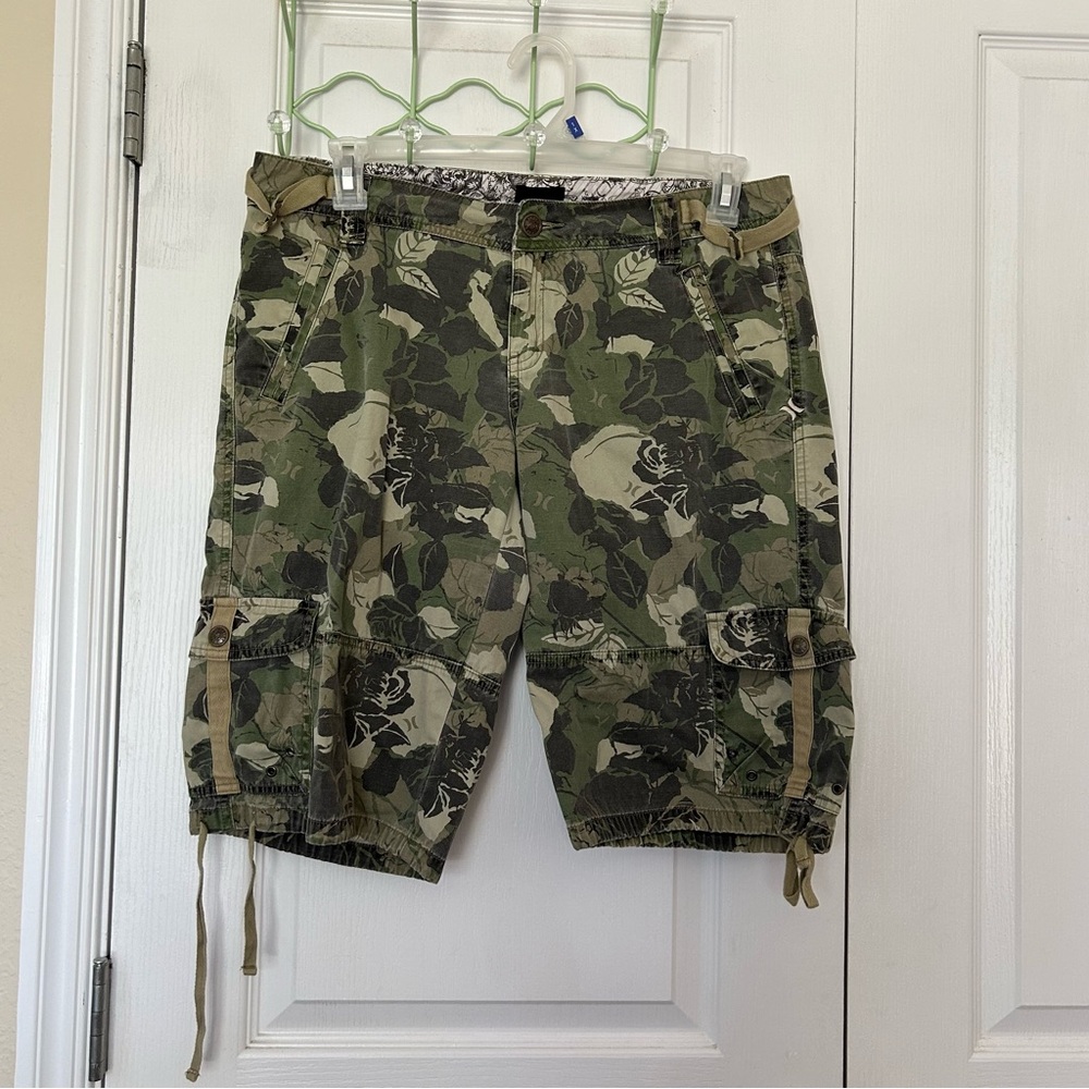 🆕Juniors Size 11 Hurley Camo Cargo Shorts